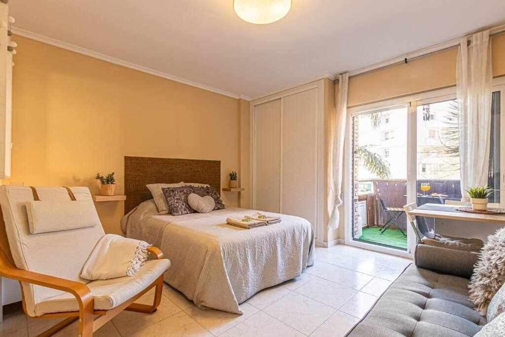 797 Holiday Rentals - Equipado Estudio Cerca Del Parque La Paloma Benalmadena Luaran gambar